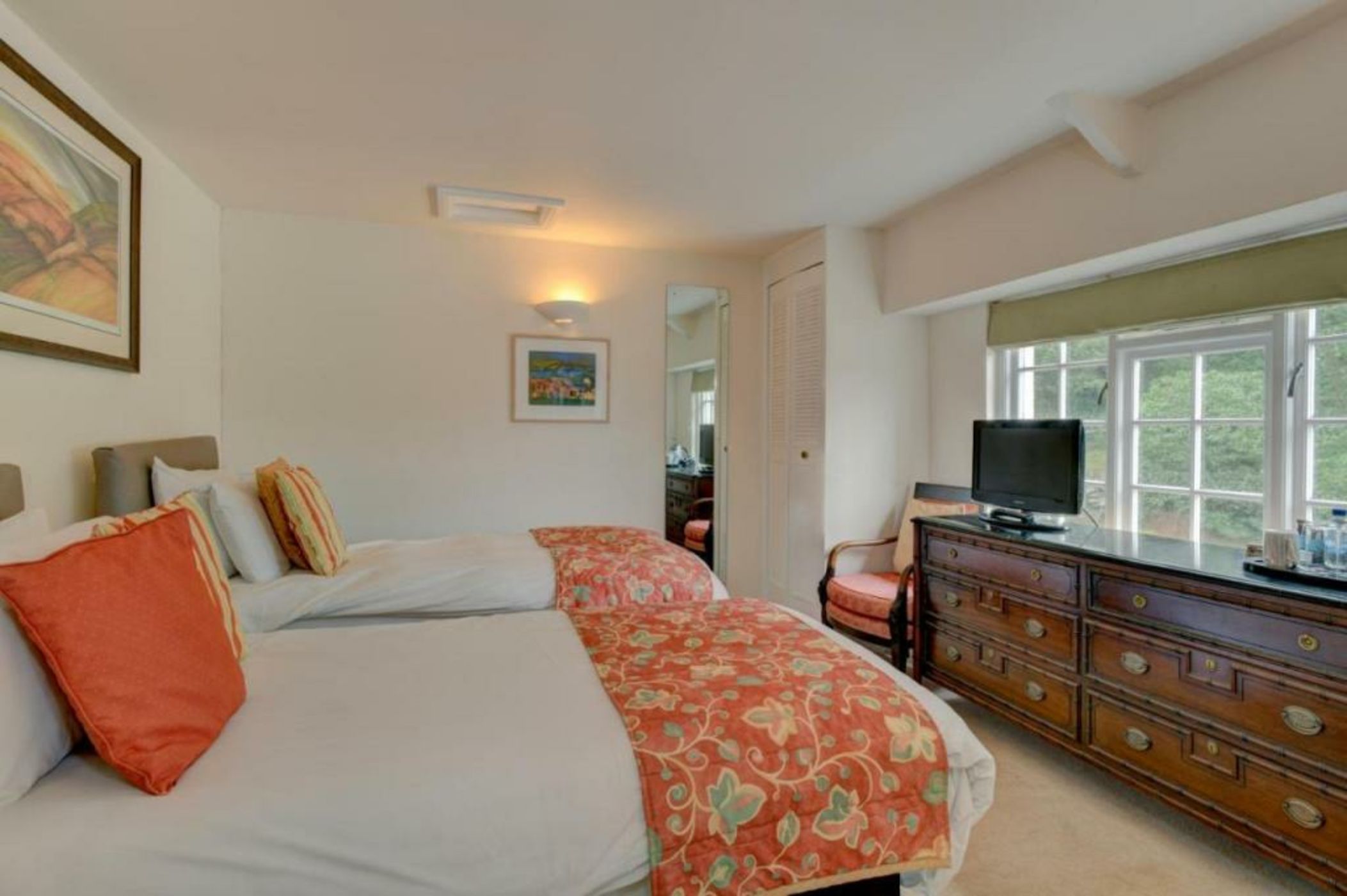 The Crown Hotel