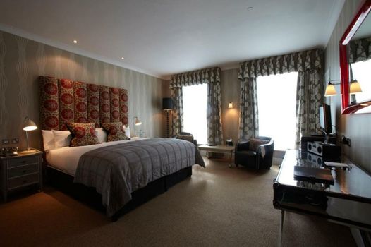 Angel Hotel