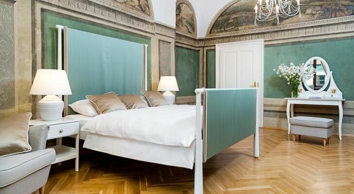 Fresco Apartments