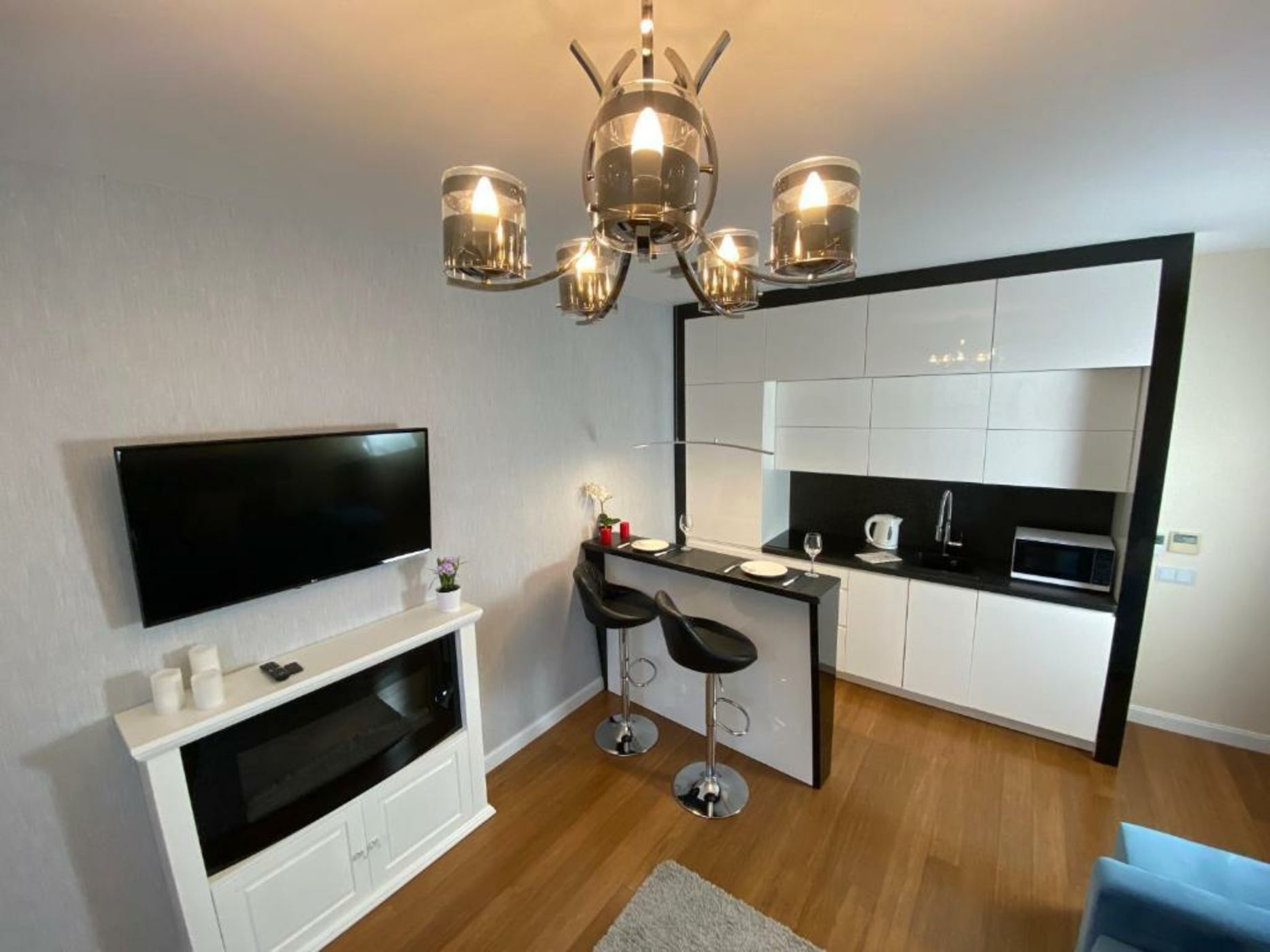 P&J Luxury Apartments