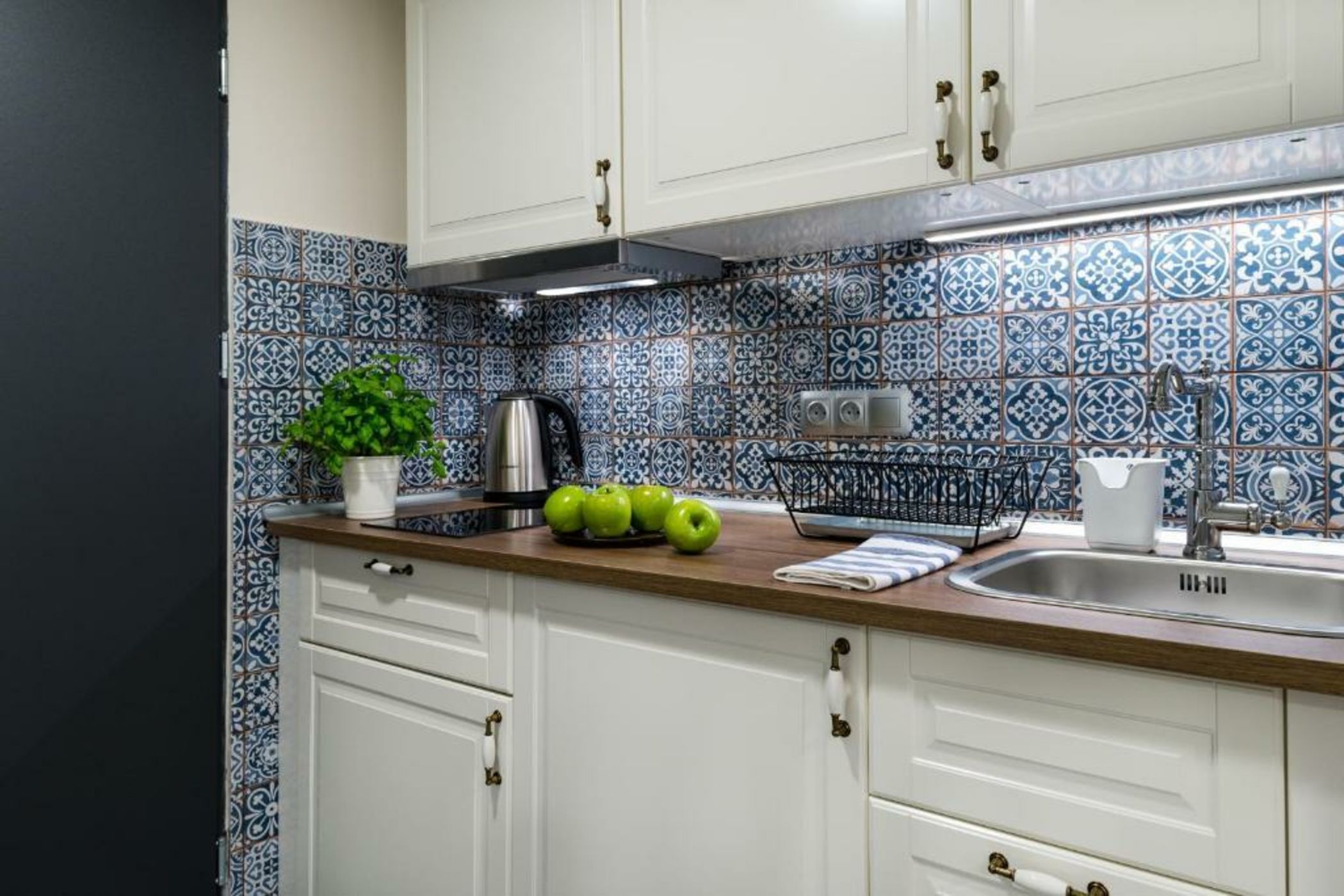 P&J Luxury Apartments