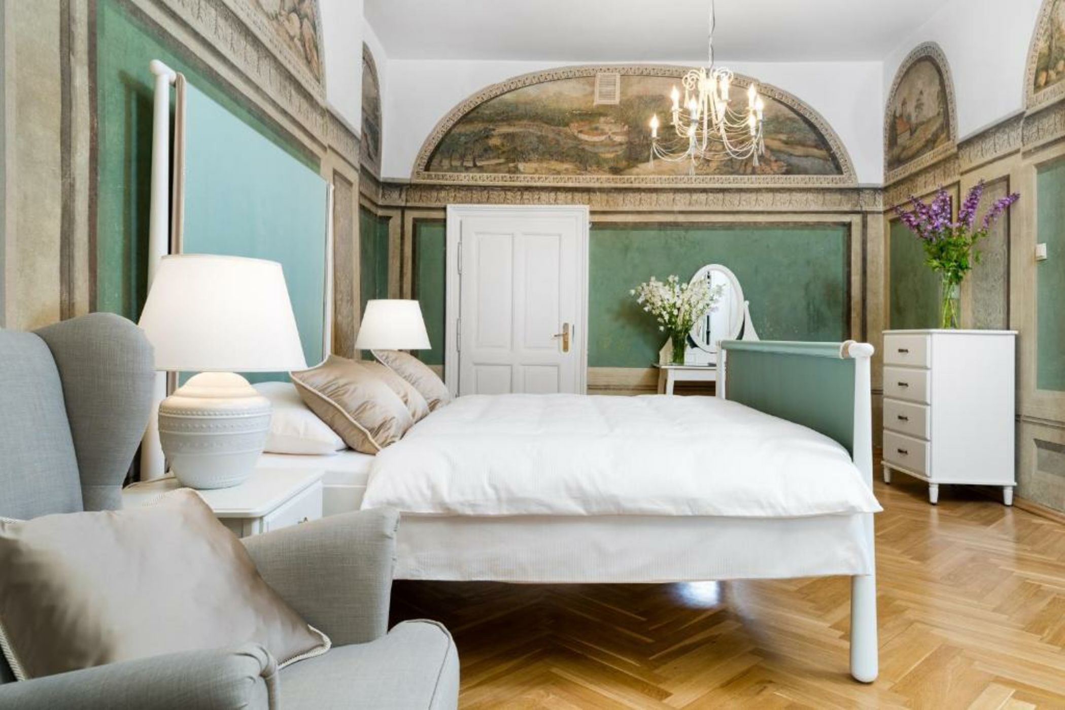 P&J Luxury Apartments