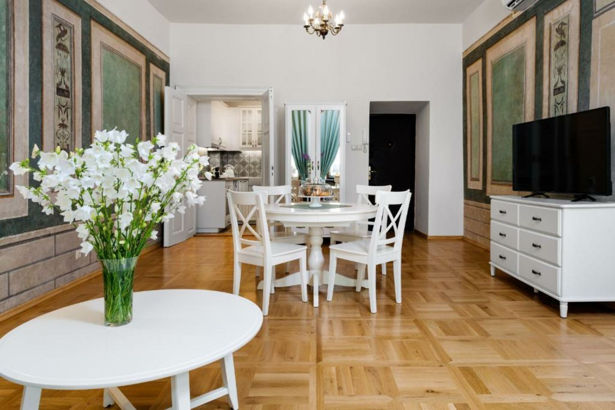 P&J Luxury Apartments