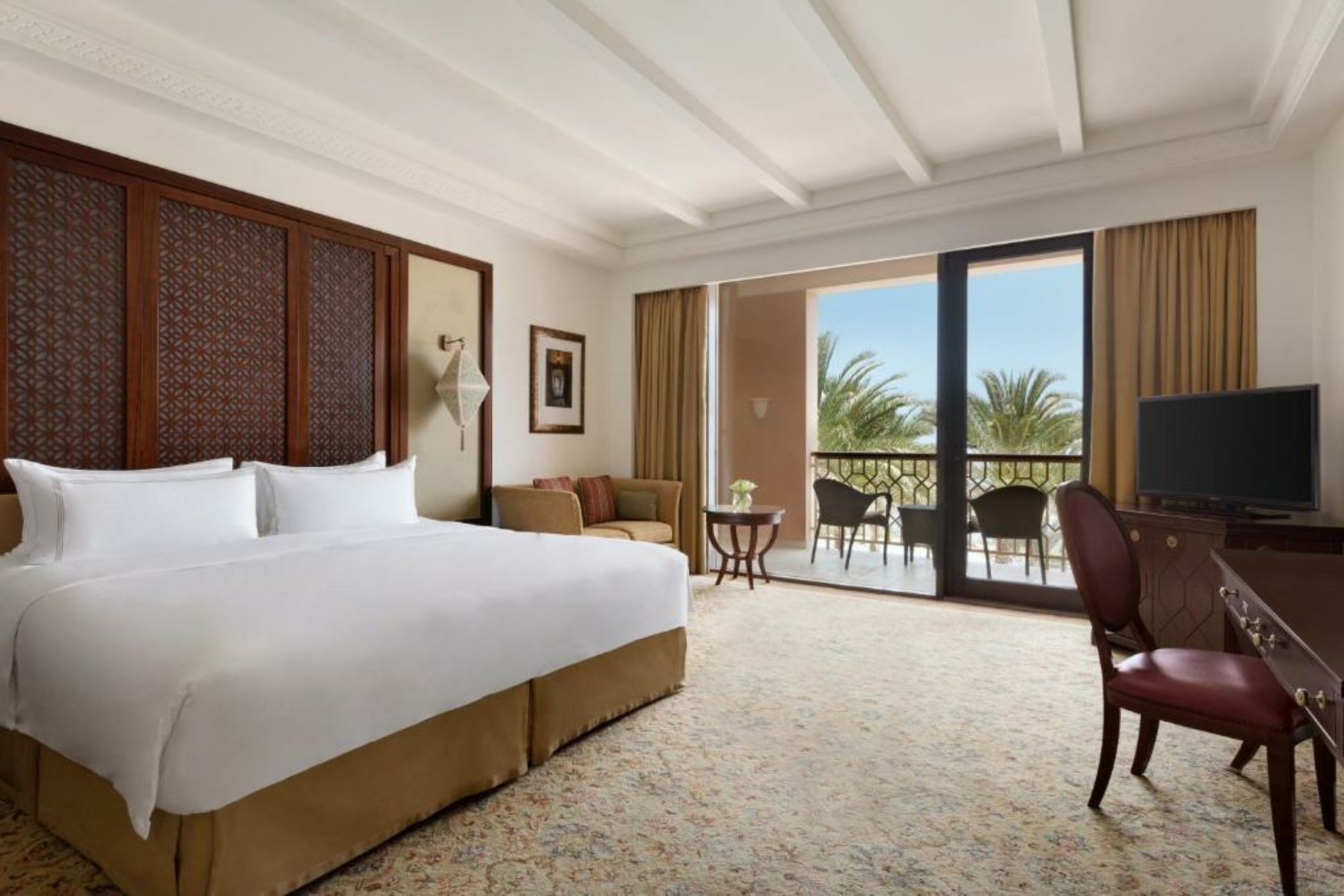 Shangri-La Al Husn, Muscat
