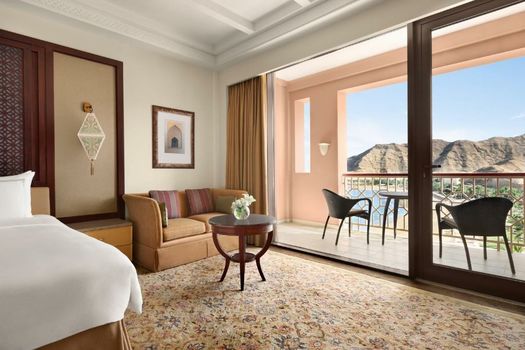 Shangri-La Al Husn, Muscat