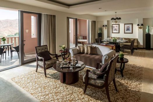 Shangri-La Al Husn, Muscat