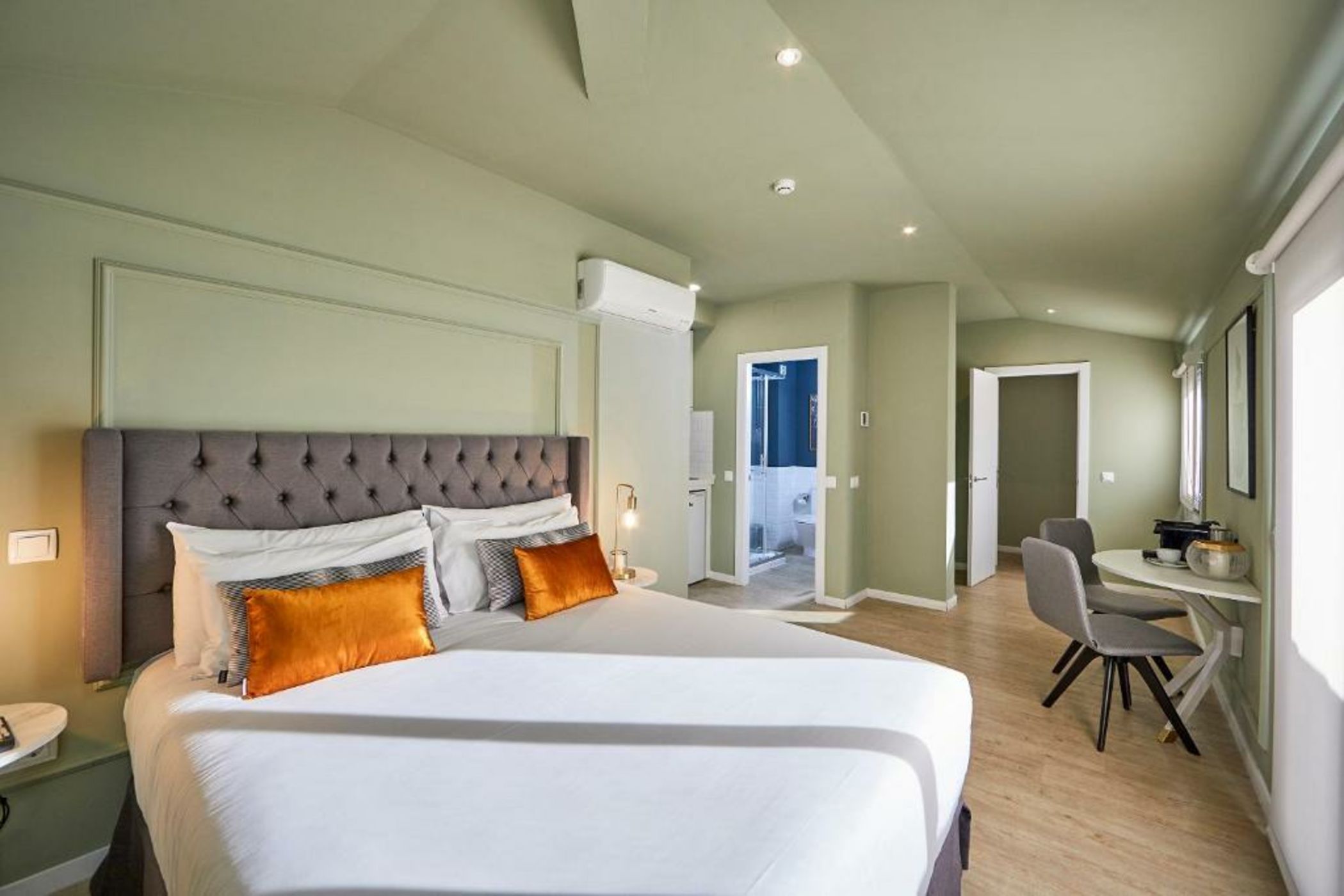 L&H La Latina Selection