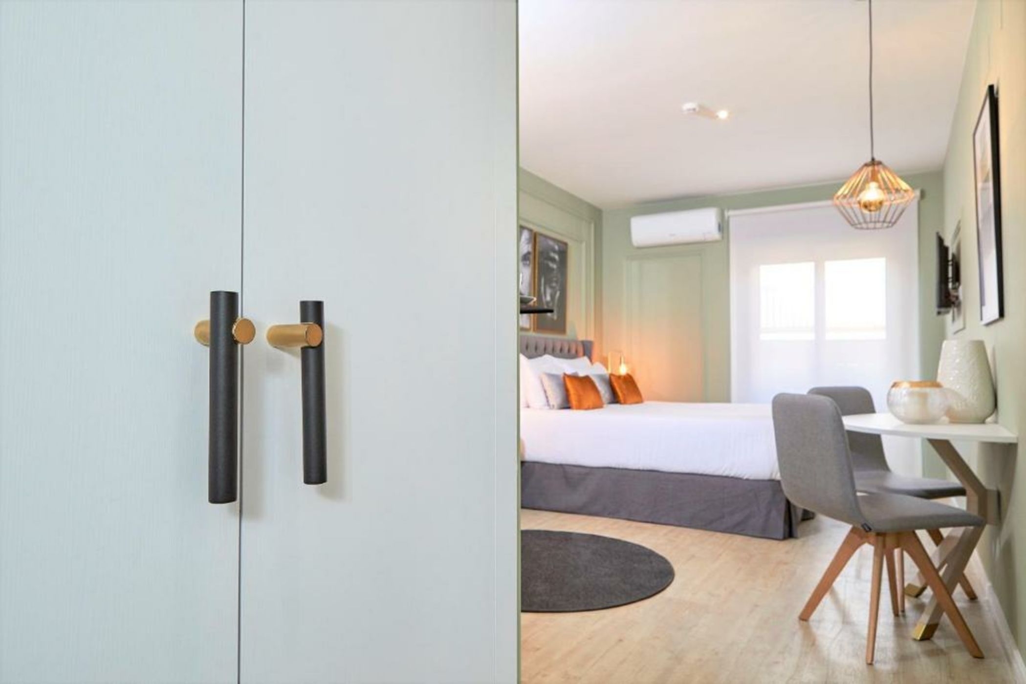 L&H La Latina Selection