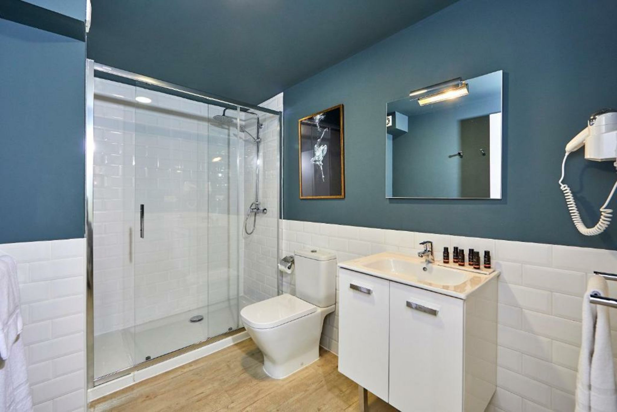 L&H La Latina Selection