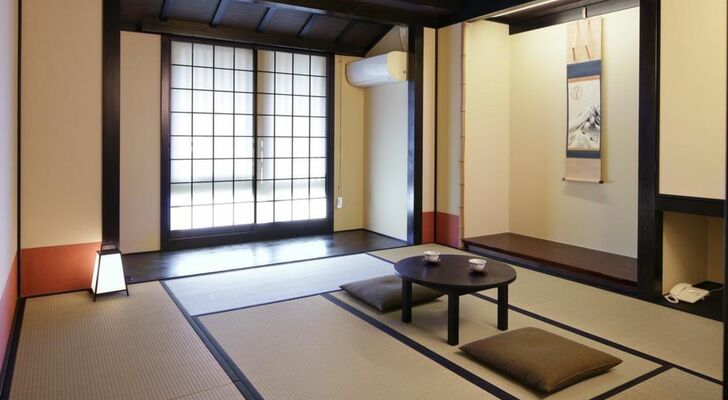 Kyomachiya Ryokan Sakura Urushitei