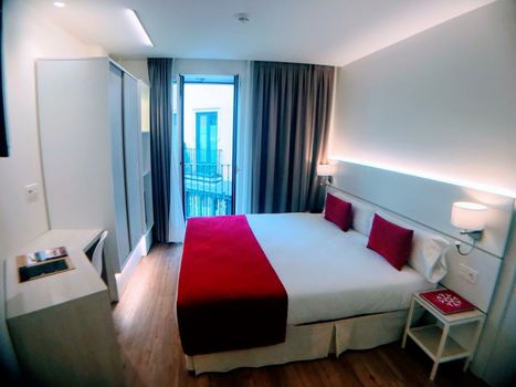 Hotel Pompaelo Plaza del Ayuntamiento & Spa