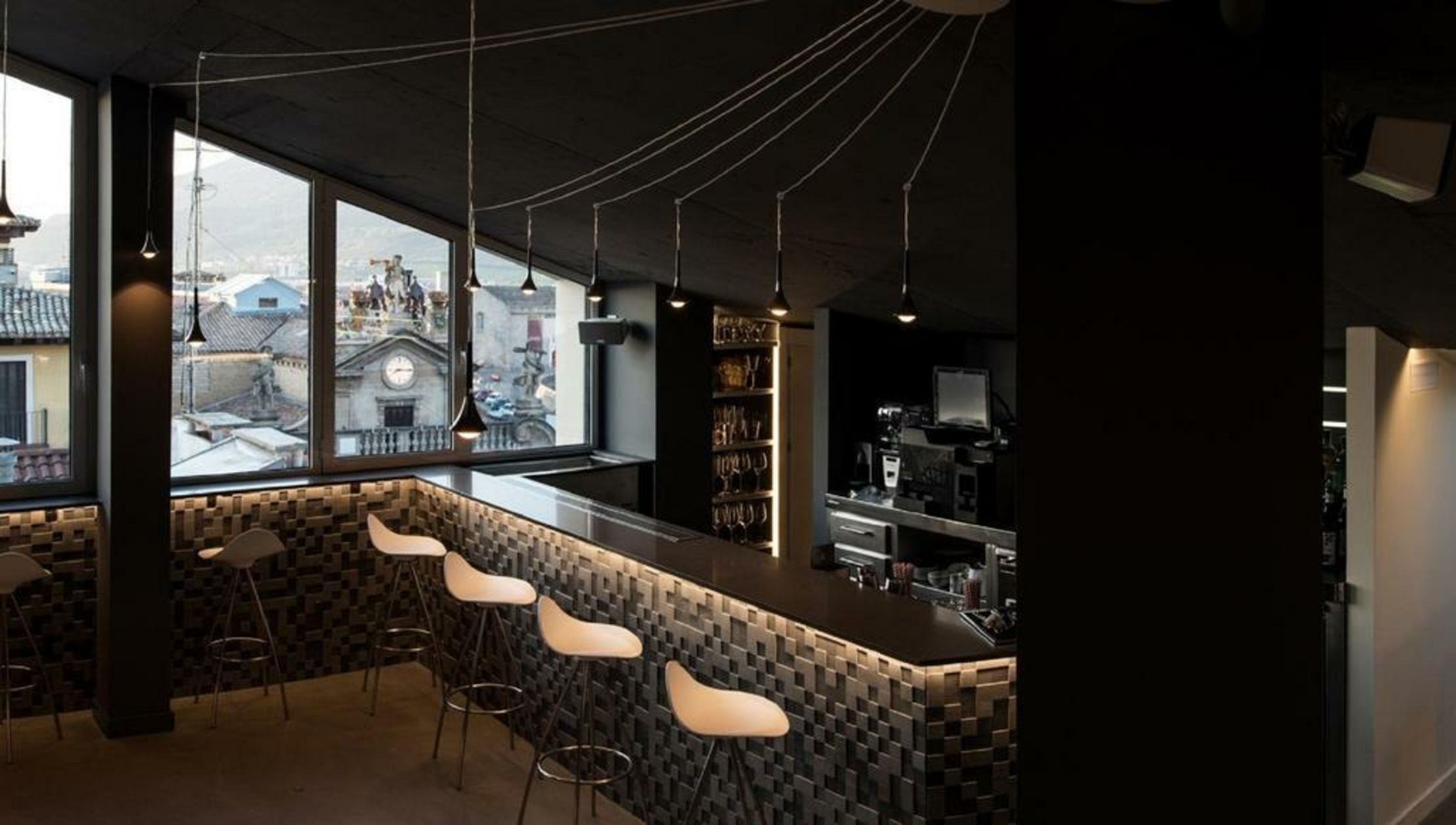 Hotel Pompaelo Plaza del Ayuntamiento & Spa