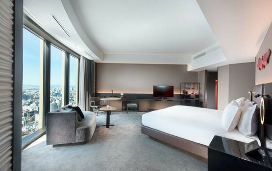 Conrad Osaka