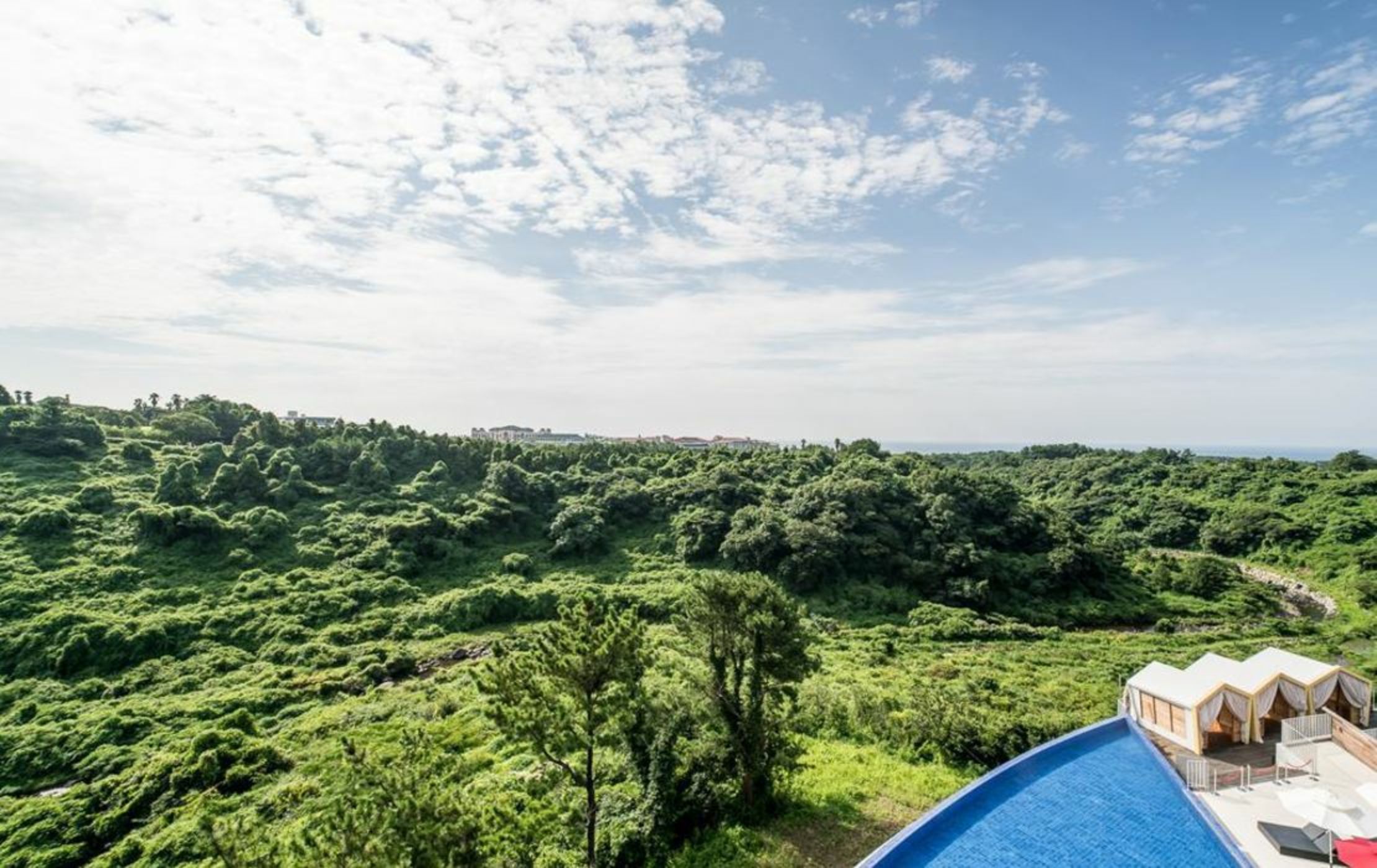 Hidden Cliff Hotel and Nature