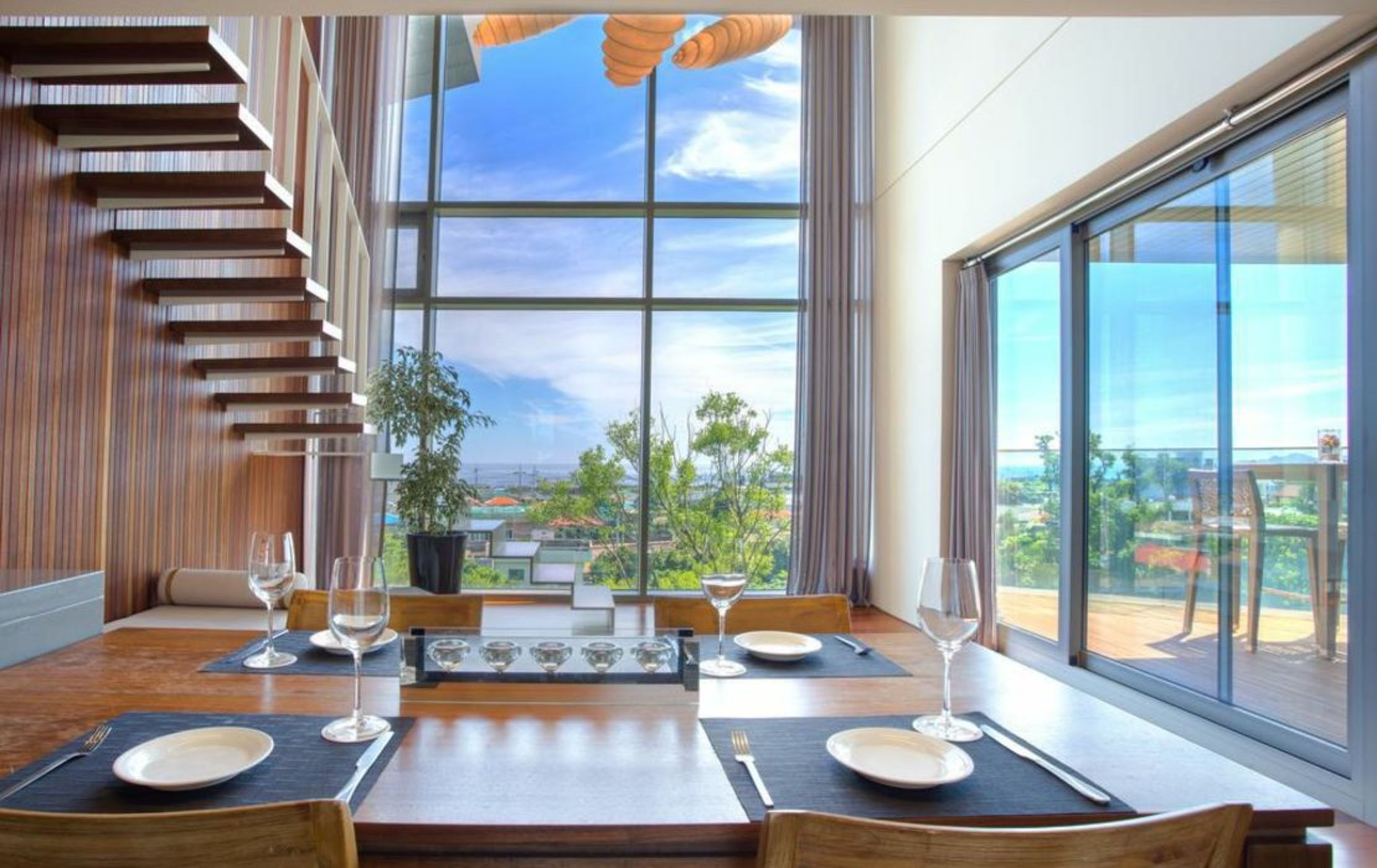 Bayhill Pool & Villa