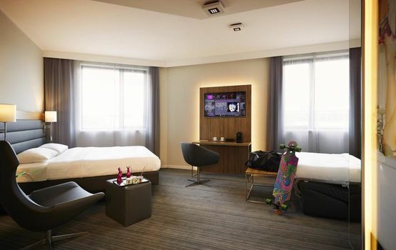 MOXY Munich Airport