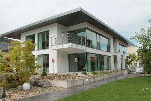 Lumina Apartments