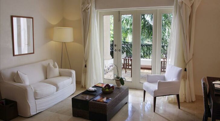 Casa Colonial Beach & Spa