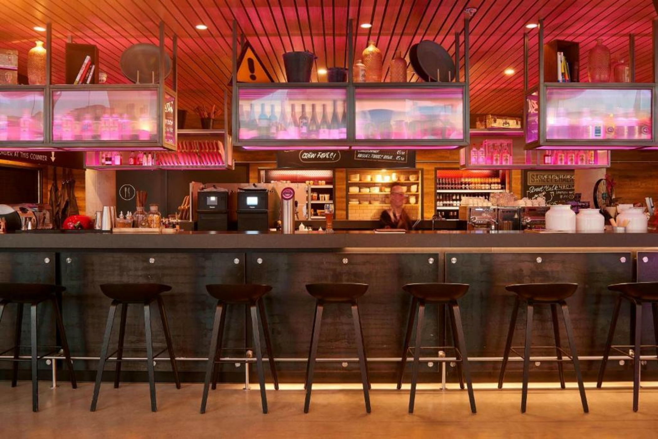 MOXY Frankfurt Eschborn