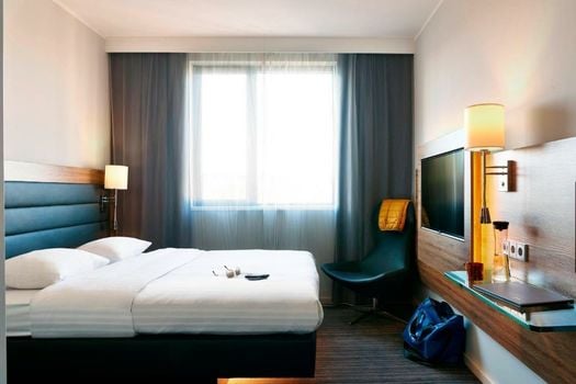 MOXY Frankfurt Airport