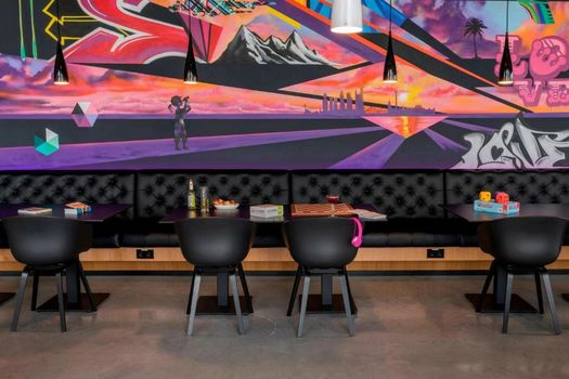 MOXY Frankfurt Airport