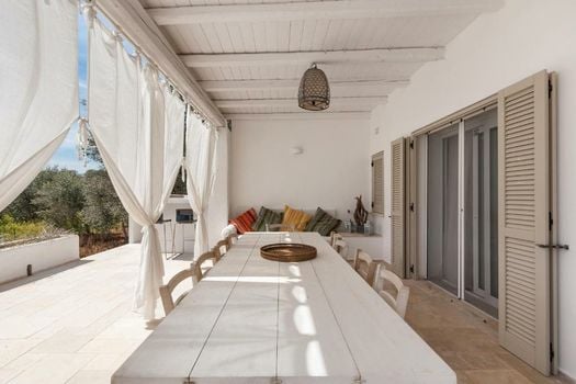 Villa Marchesini by BarbarHouse