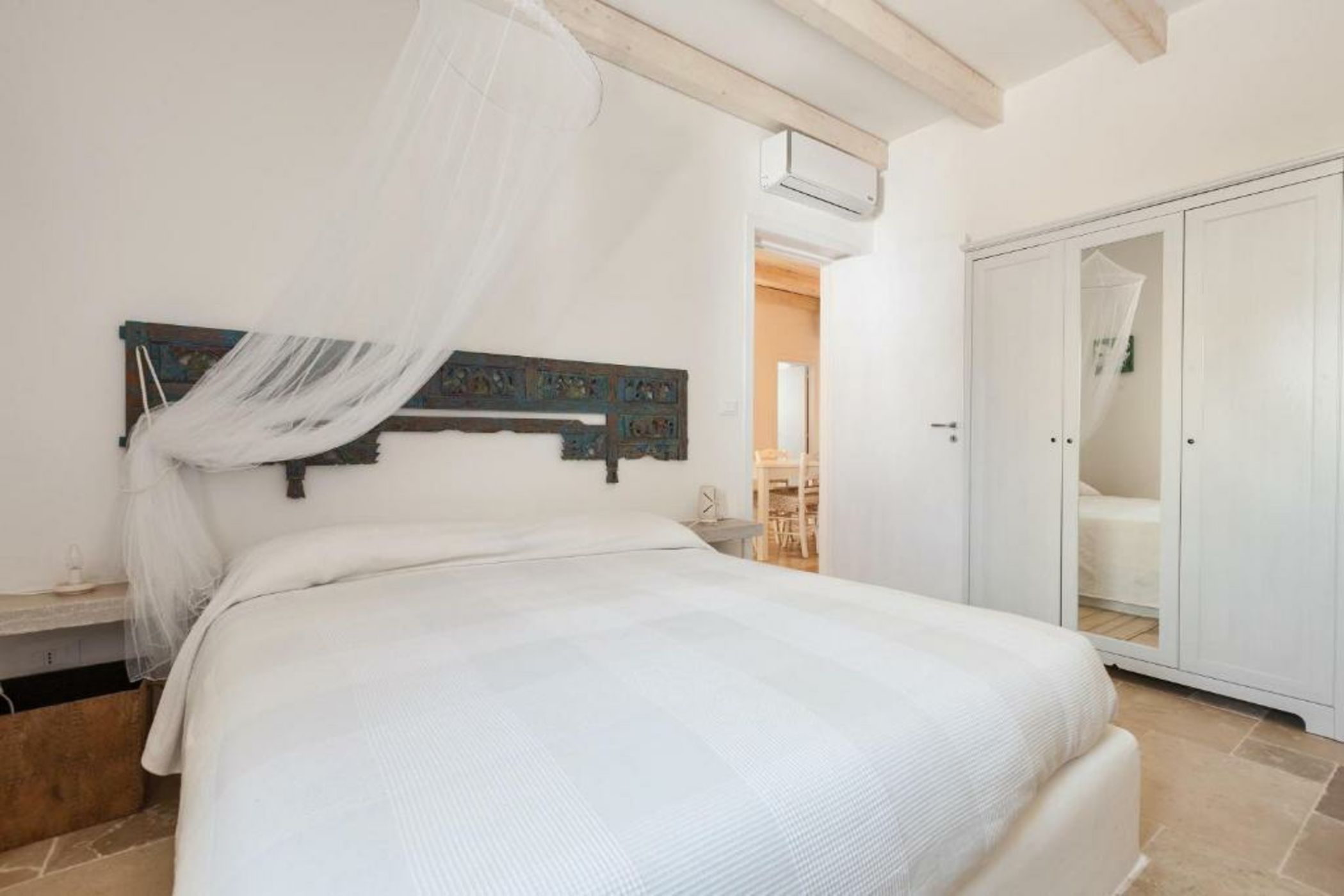 Villa Marchesini by BarbarHouse