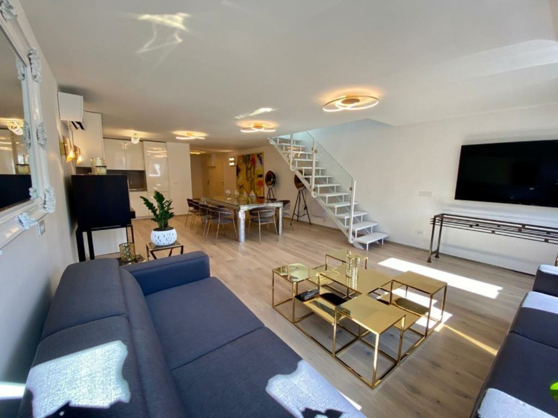 AB Ljubljana - The Princess Castle Triplex