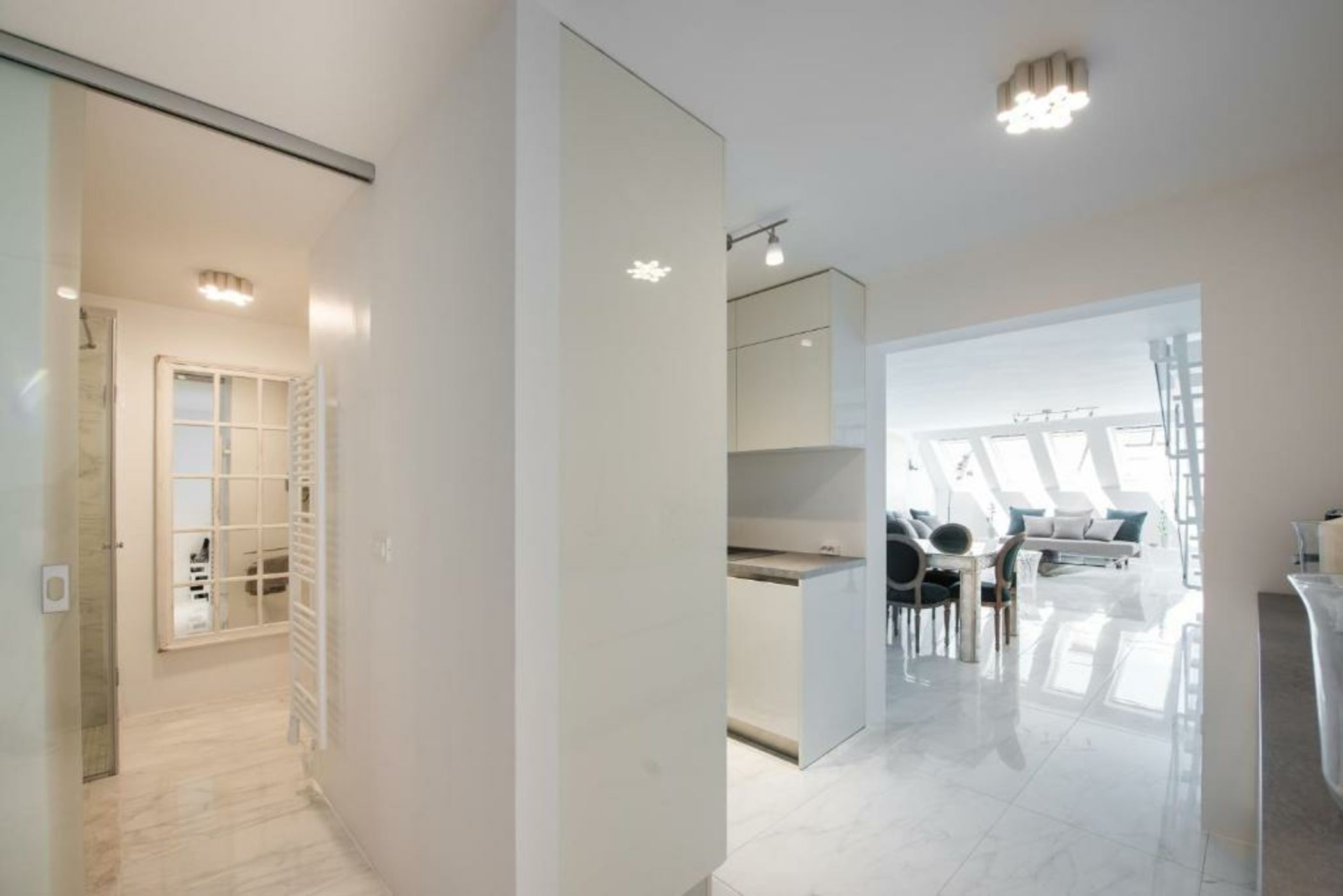 AB Ljubljana - The Princess Castle Triplex