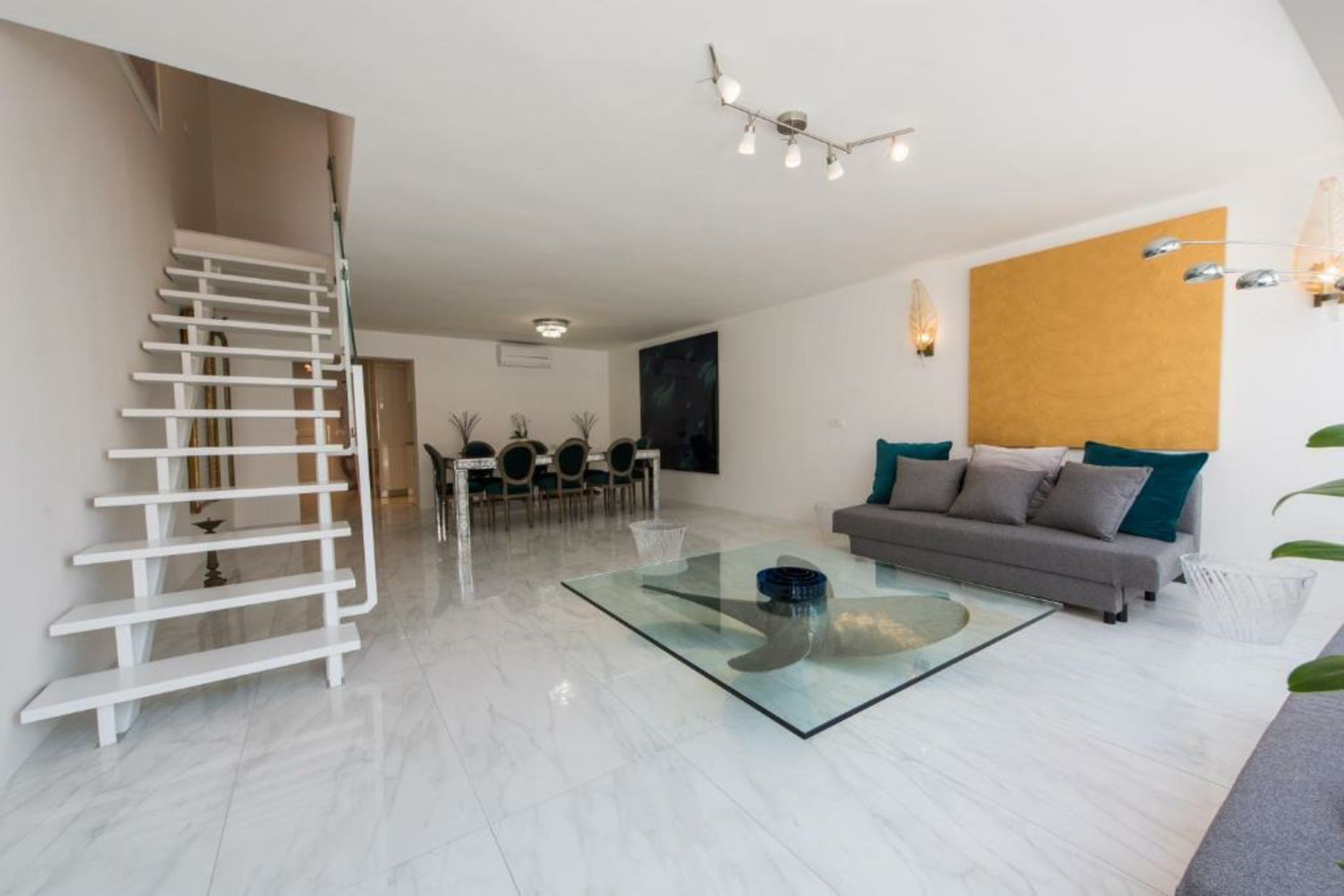 AB Ljubljana - The Princess Castle Triplex