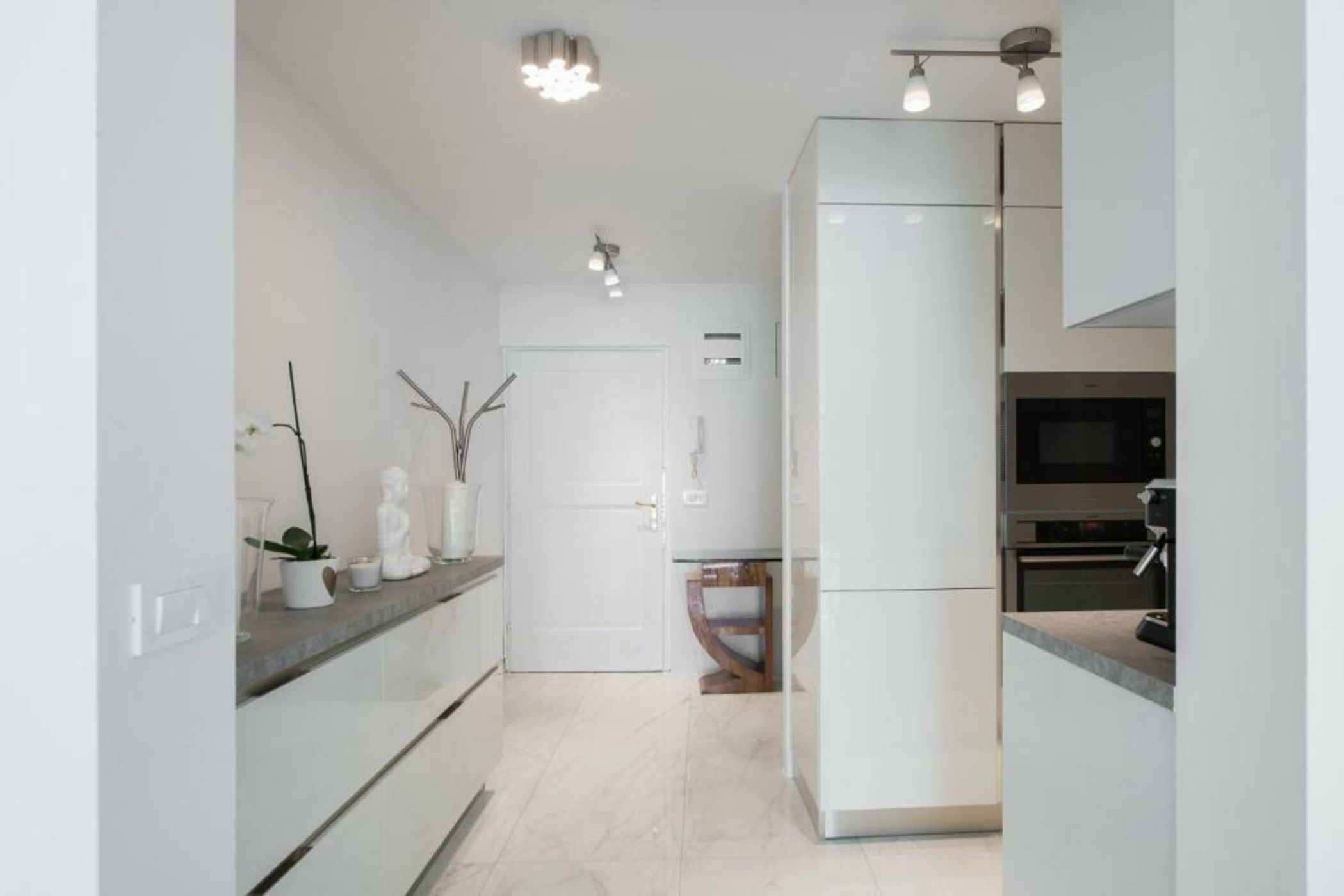 AB Ljubljana - The Princess Castle Triplex