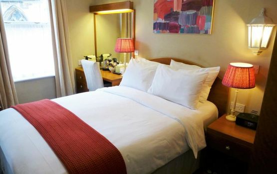 The Parisi Hotel