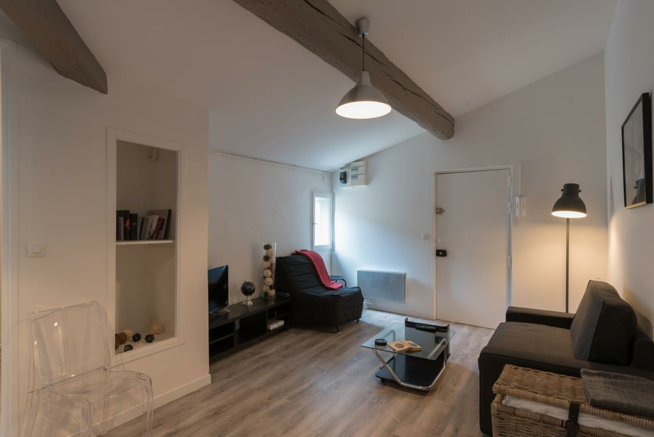 Les Jardins De L´Ecusson - Première Conciergerie