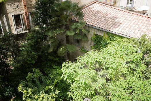 Les Jardins De L´Ecusson - Première Conciergerie