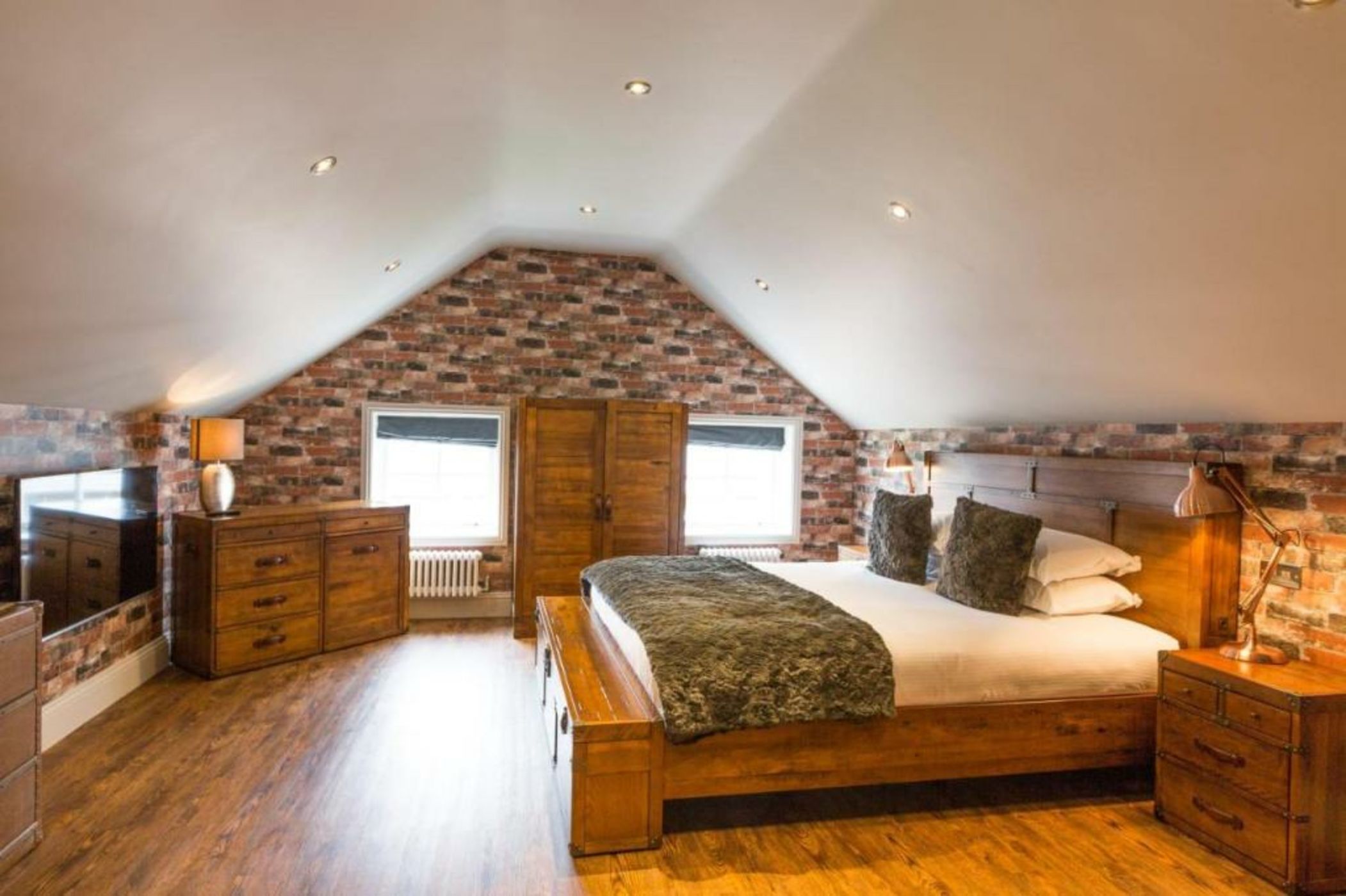 Dunedin Country House