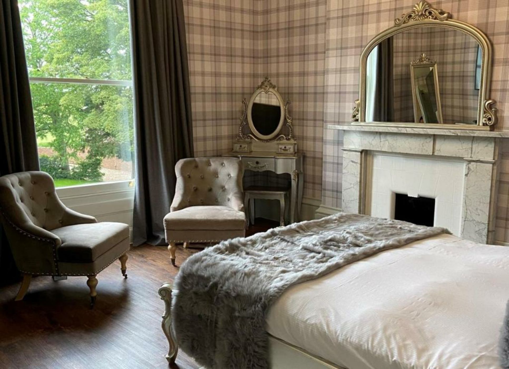 Dunedin Country House