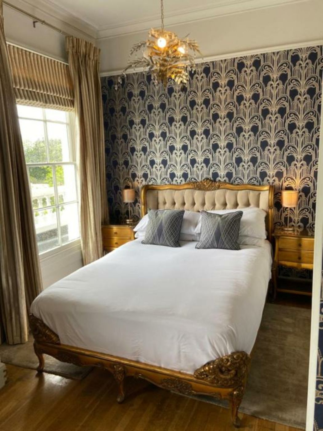 Dunedin Country House