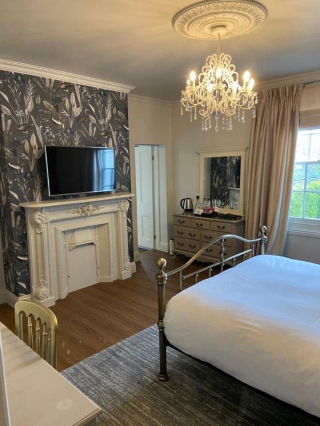 Dunedin Country House