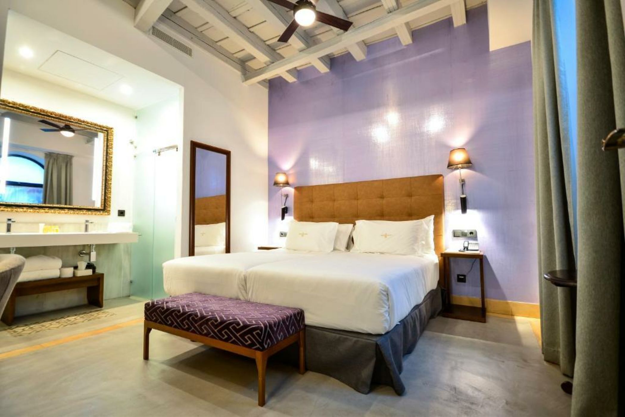 Hotel Legado Alcazar