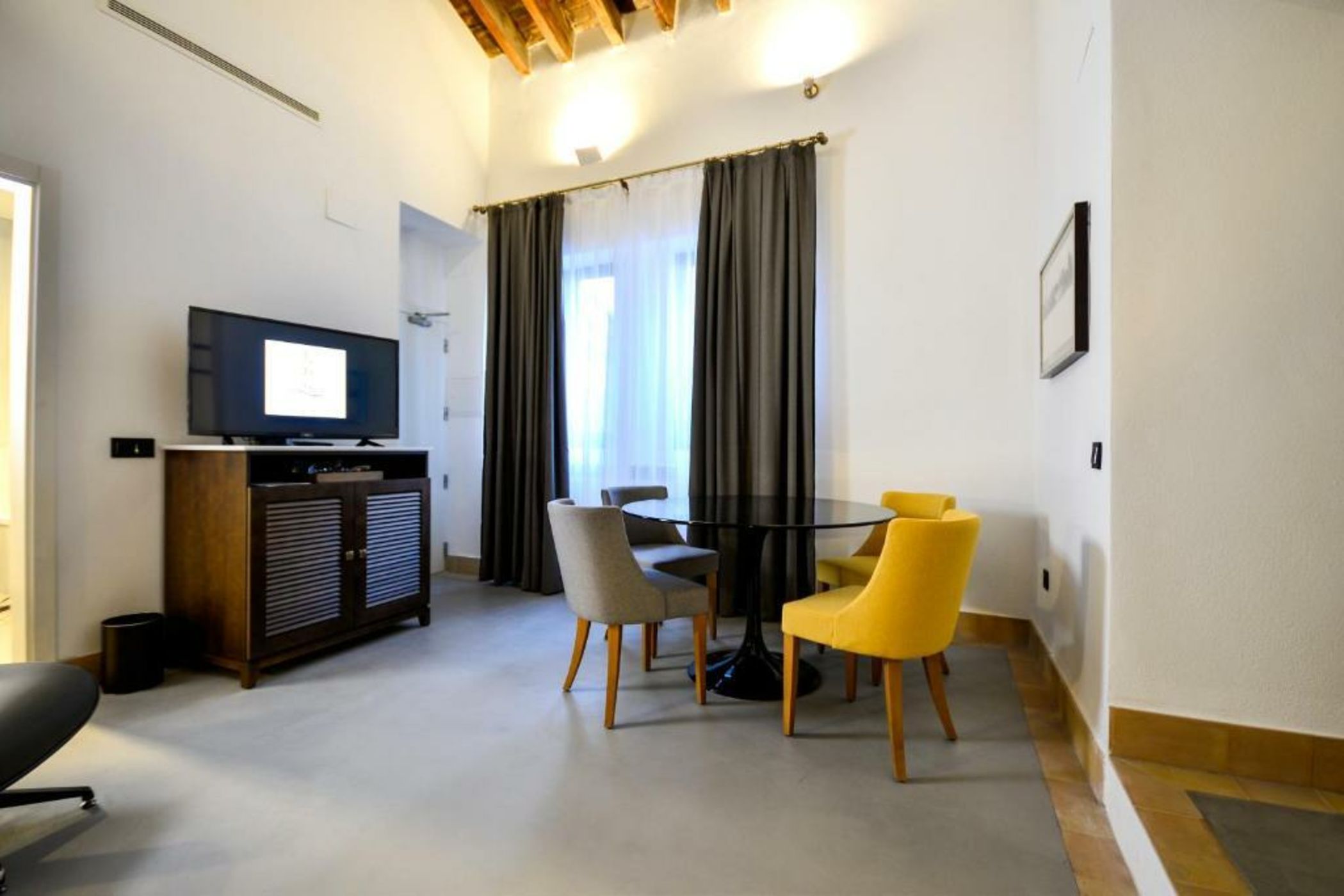 Hotel Legado Alcazar