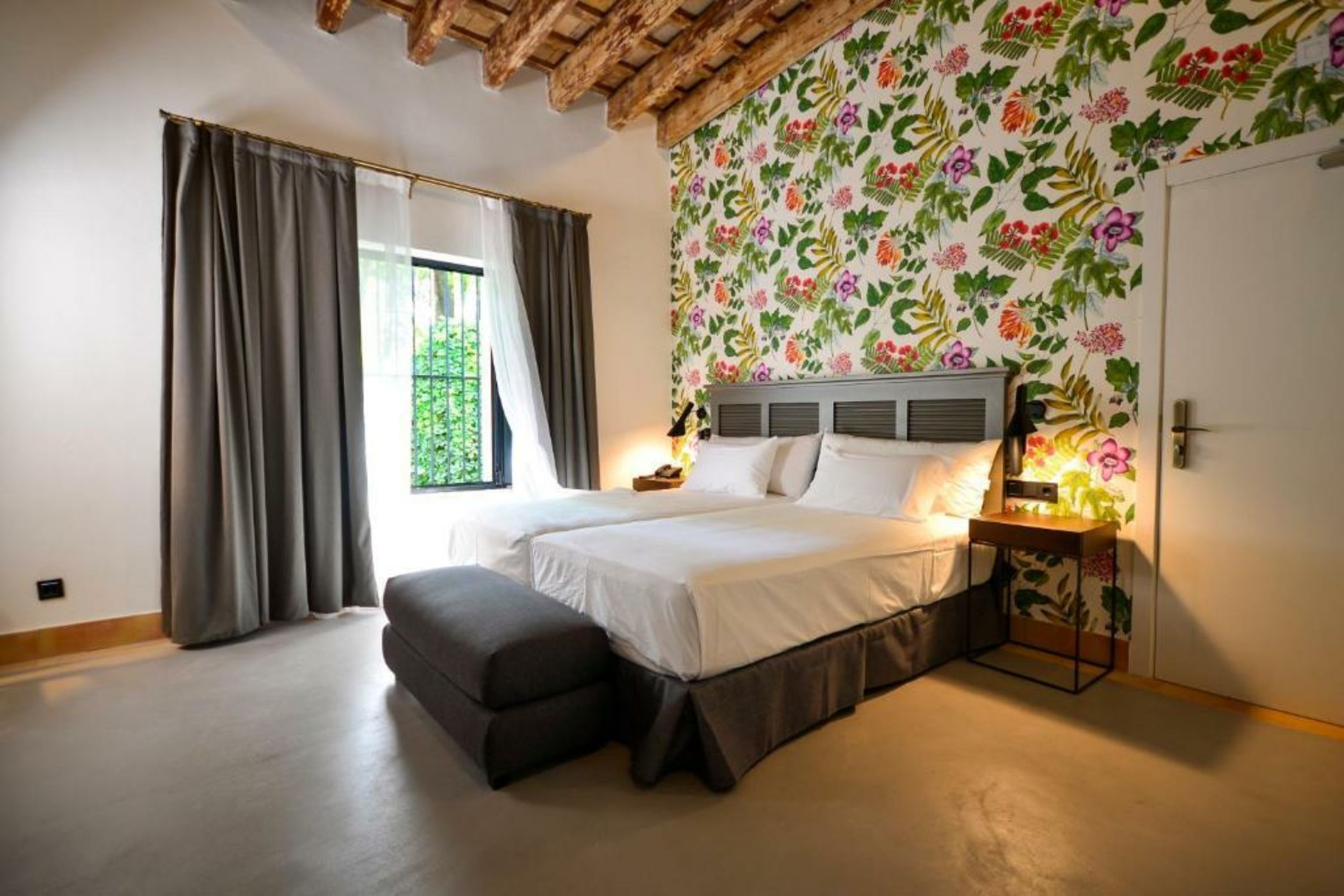 Hotel Legado Alcazar