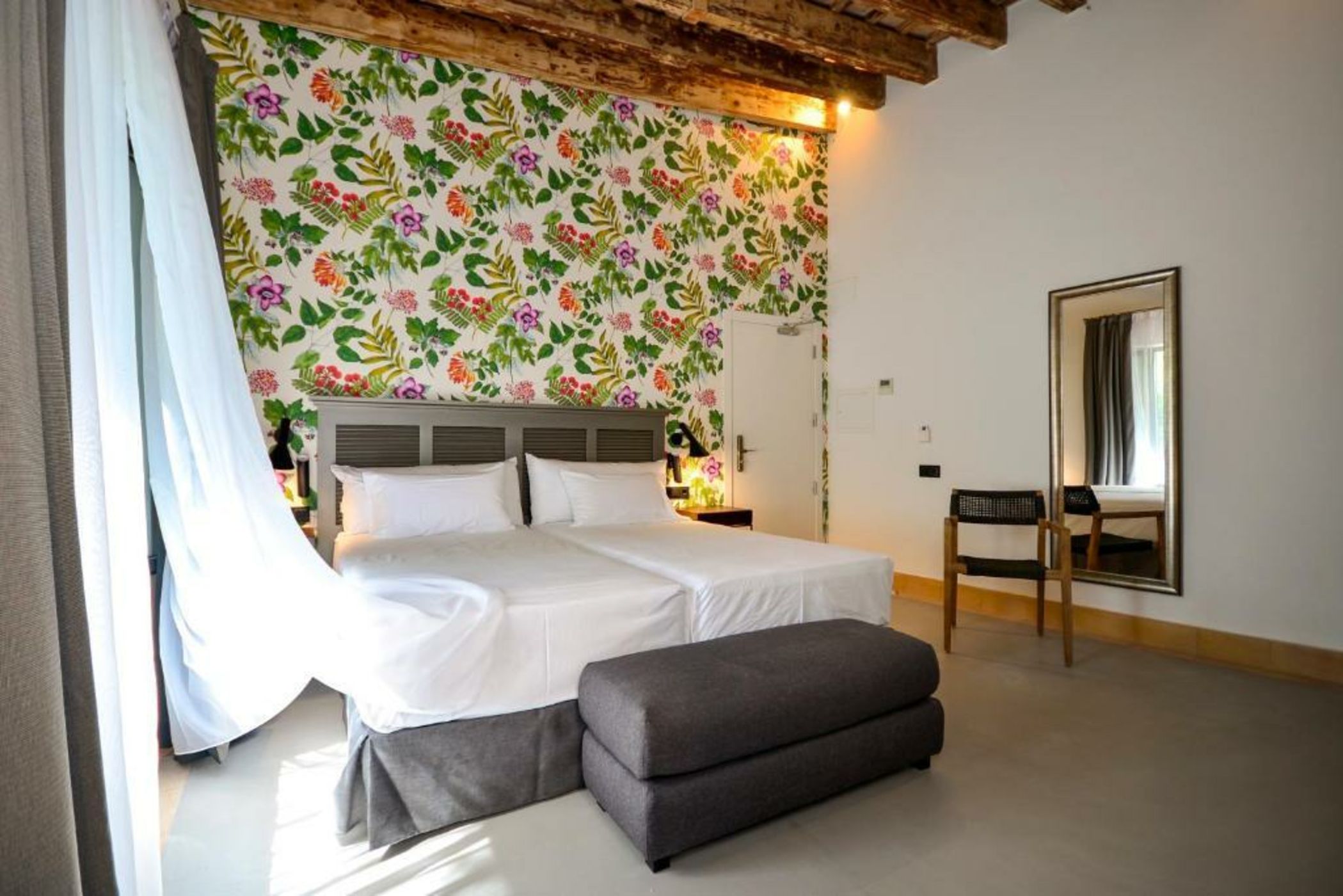 Hotel Legado Alcazar