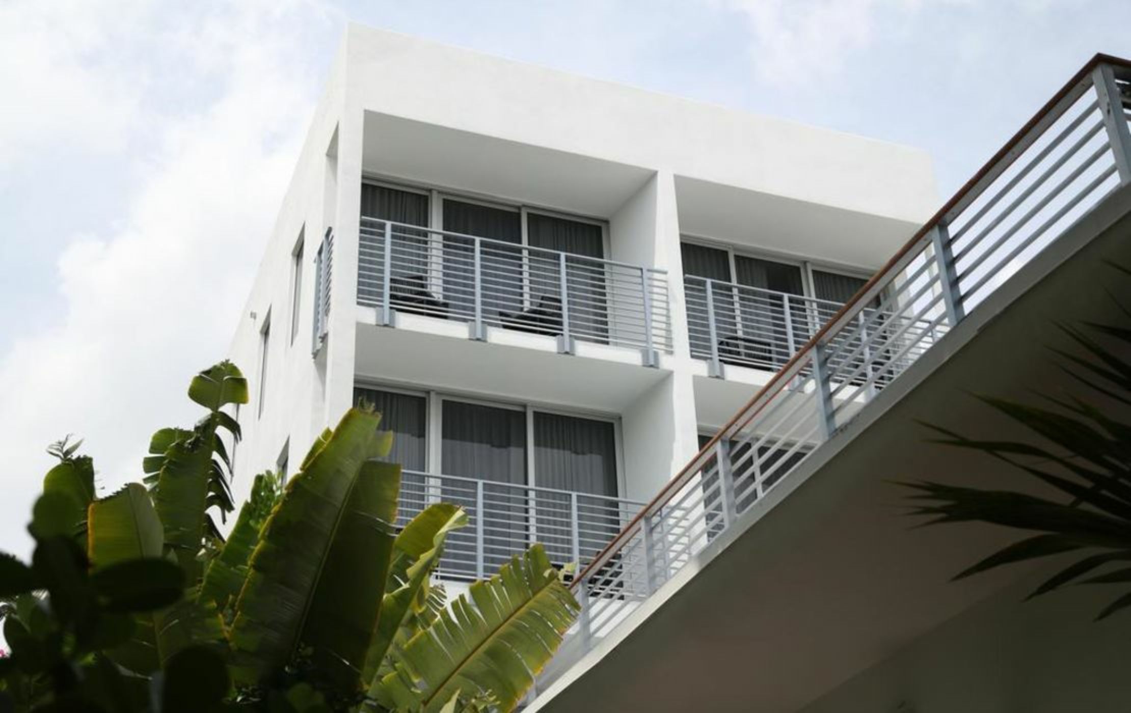 Urbanica The Meridian Hotel