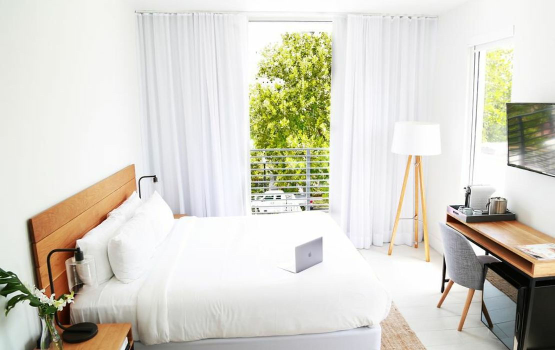 Urbanica The Meridian Hotel