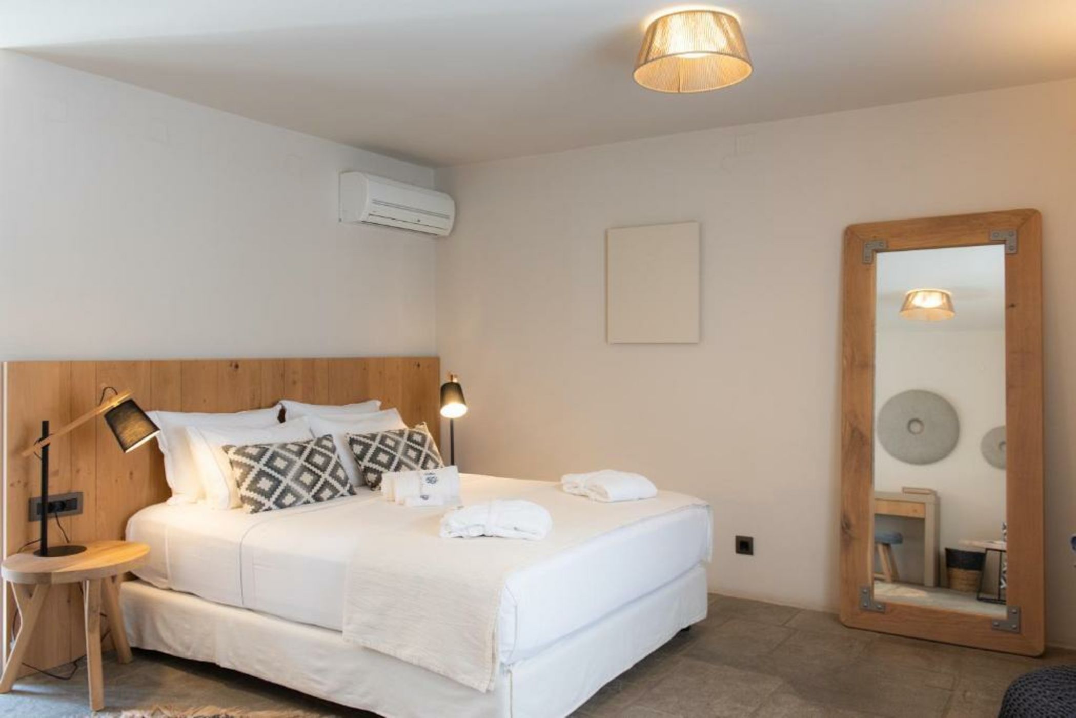 Sifnos House - Rooms and SPA