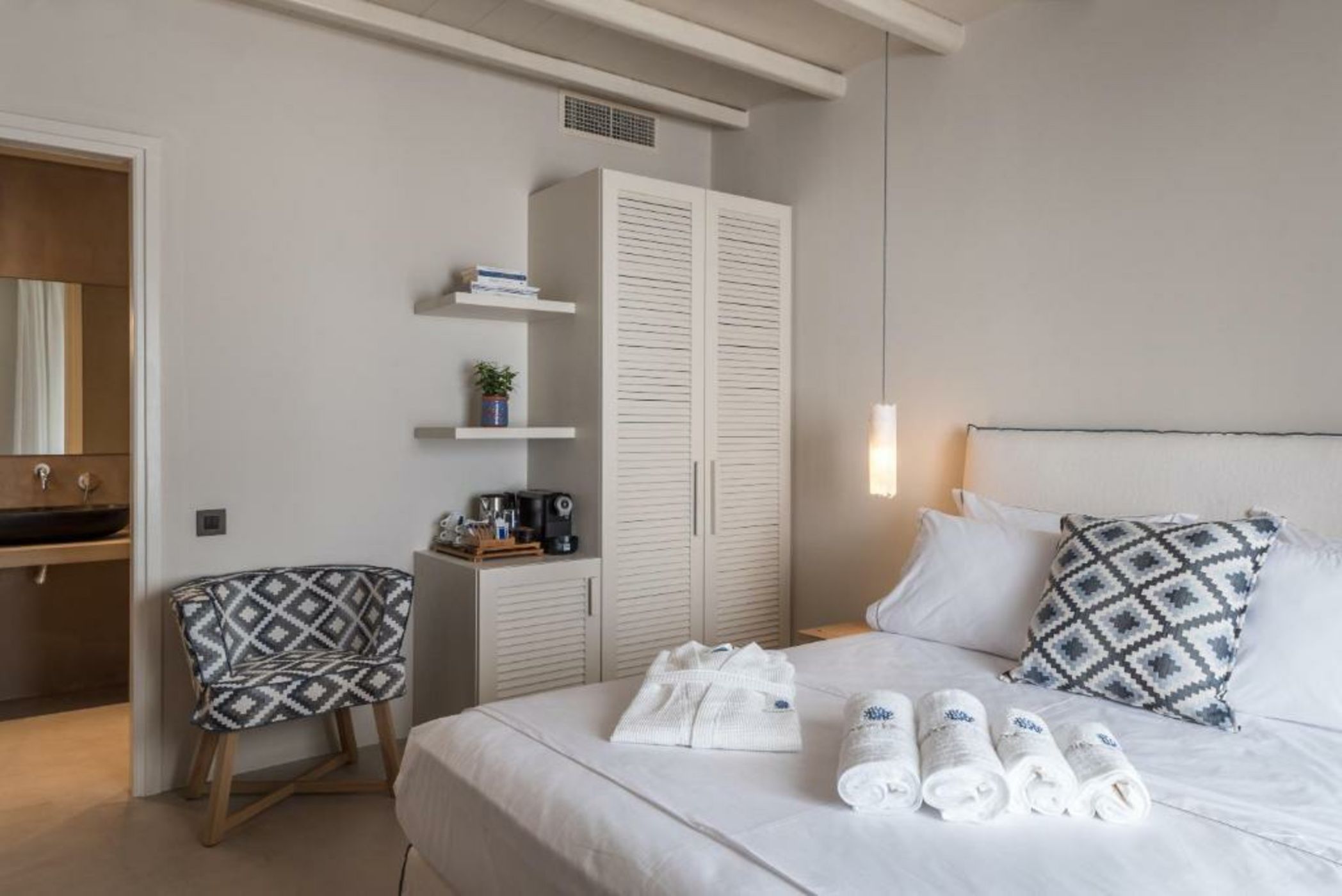 Sifnos House - Rooms and SPA