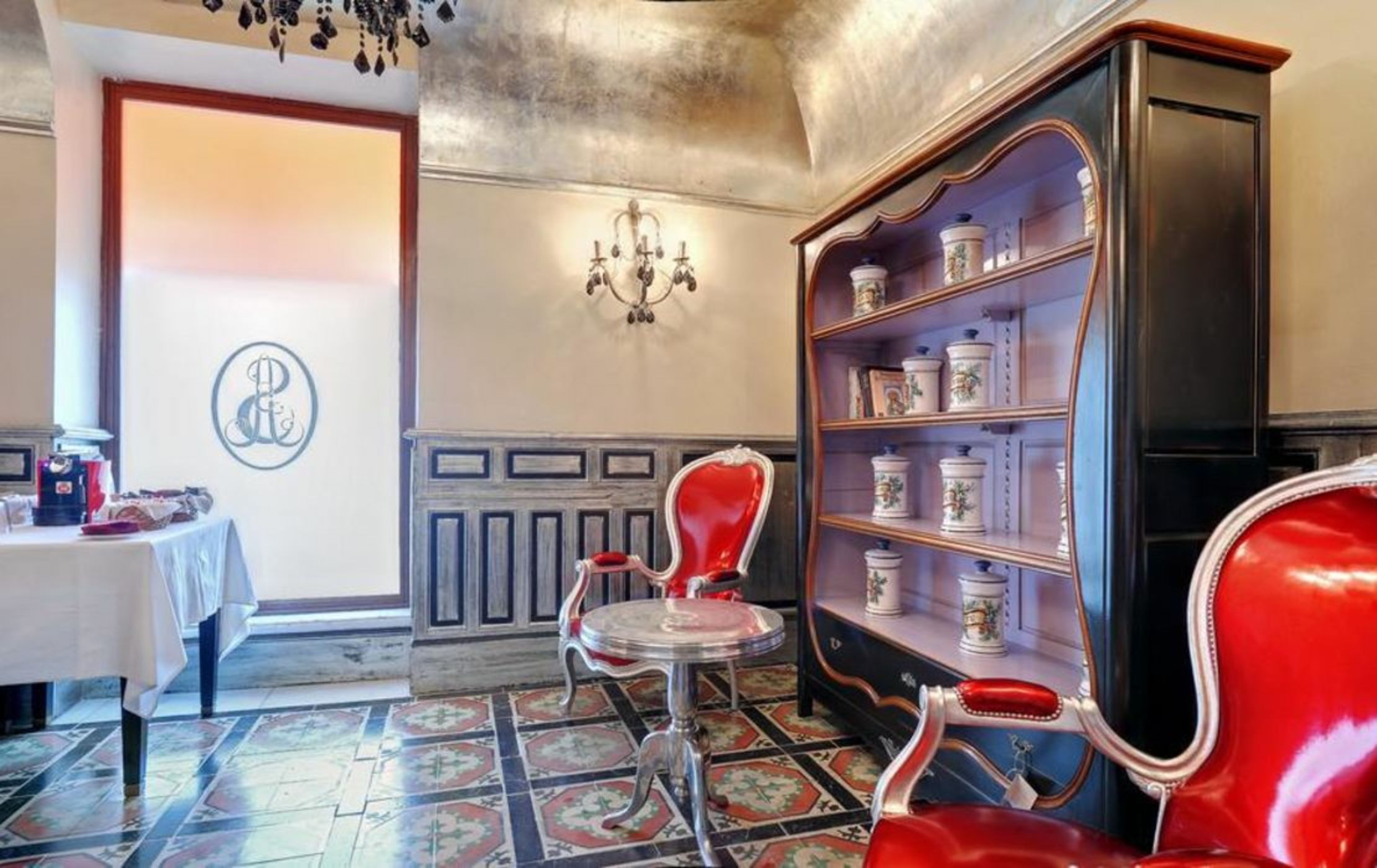 Sacristia de Santa Ana