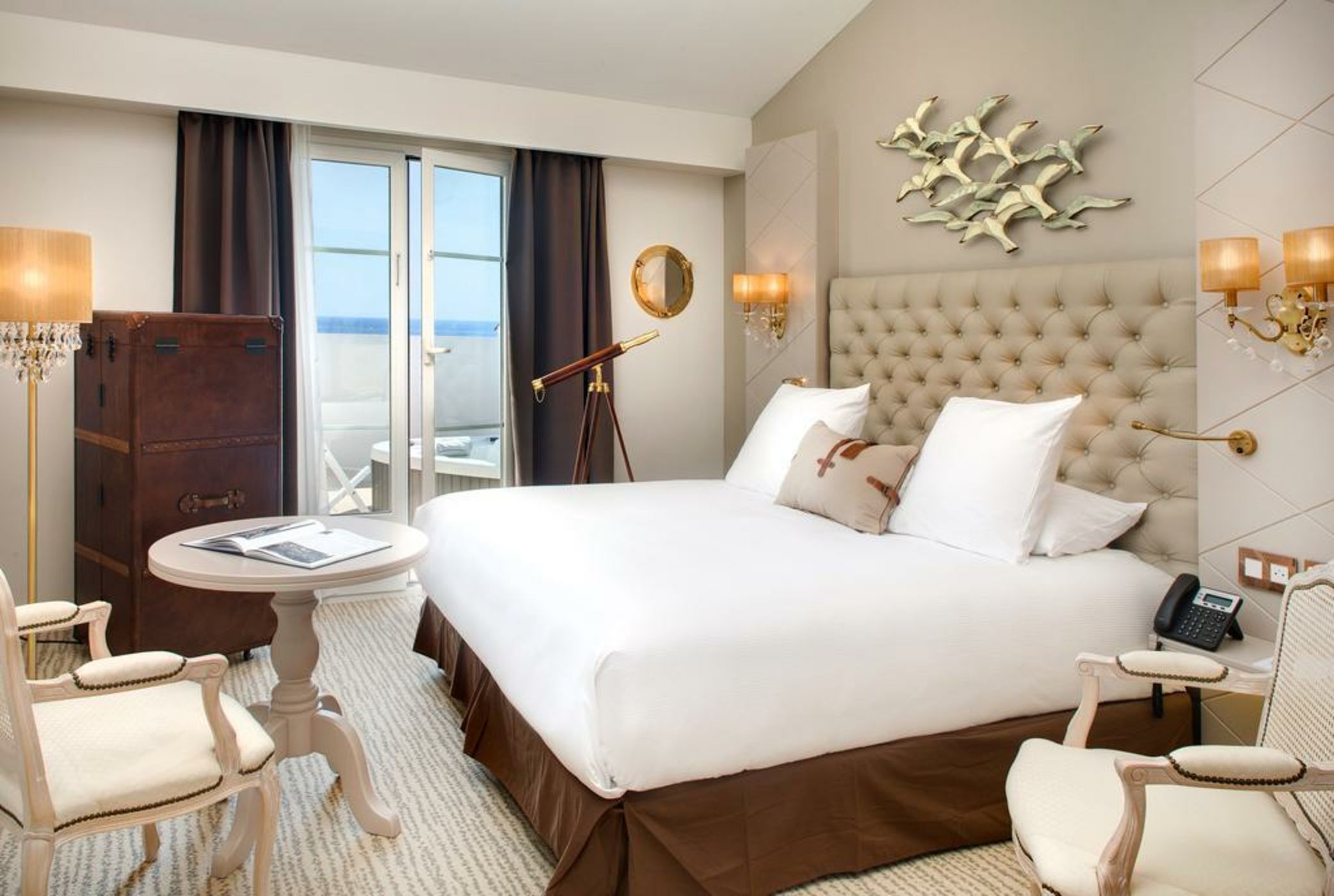 Grand Hotel Des Sablettes Plage, Curio Collection By Hilton