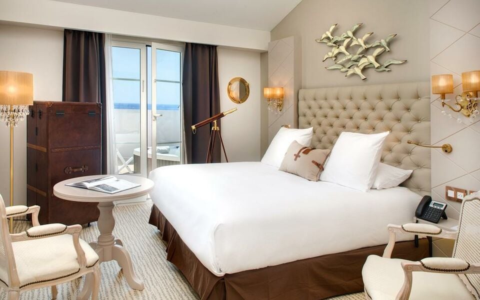 Grand Hotel La Seyne Grand Hotel La Seyne