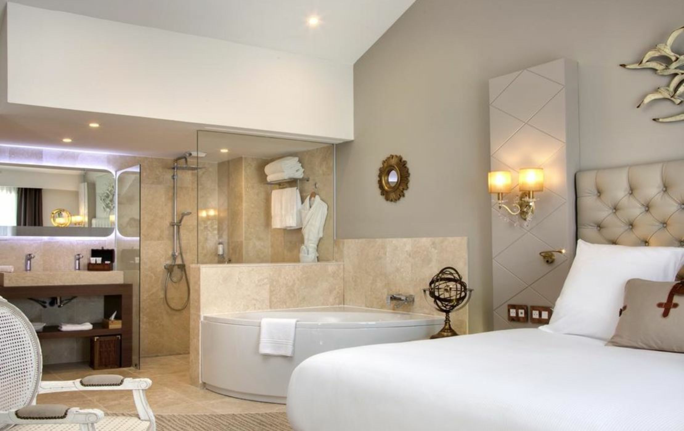 Grand Hotel Des Sablettes Plage, Curio Collection By Hilton